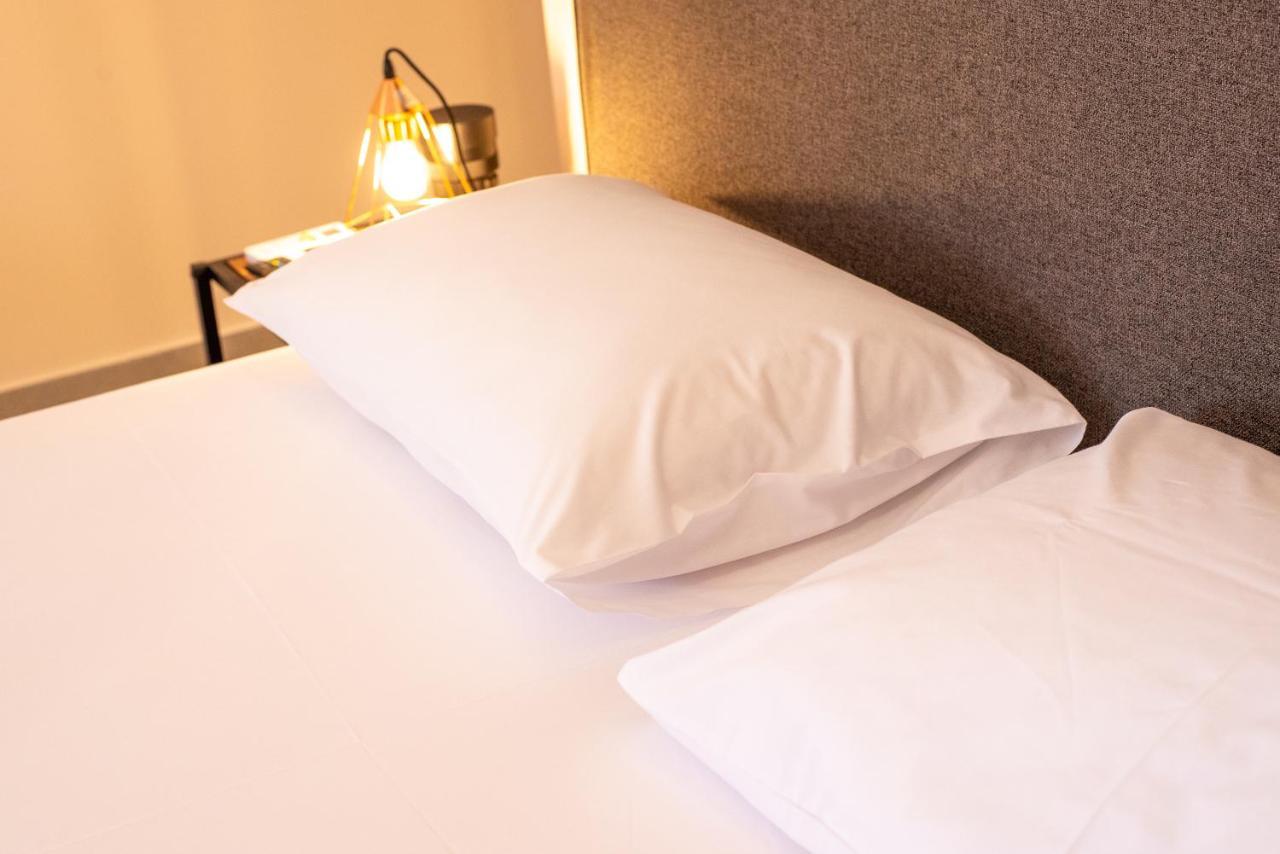 Mini Suites Near Athen'S Airport Free Shuttle From And To Athen'S Airport Спата Экстерьер фото