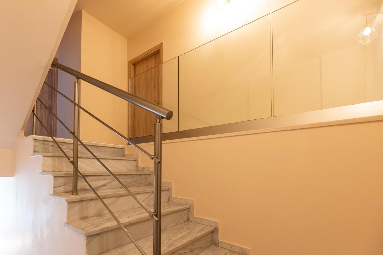 Mini Suites Near Athen'S Airport Free Shuttle From And To Athen'S Airport Спата Экстерьер фото